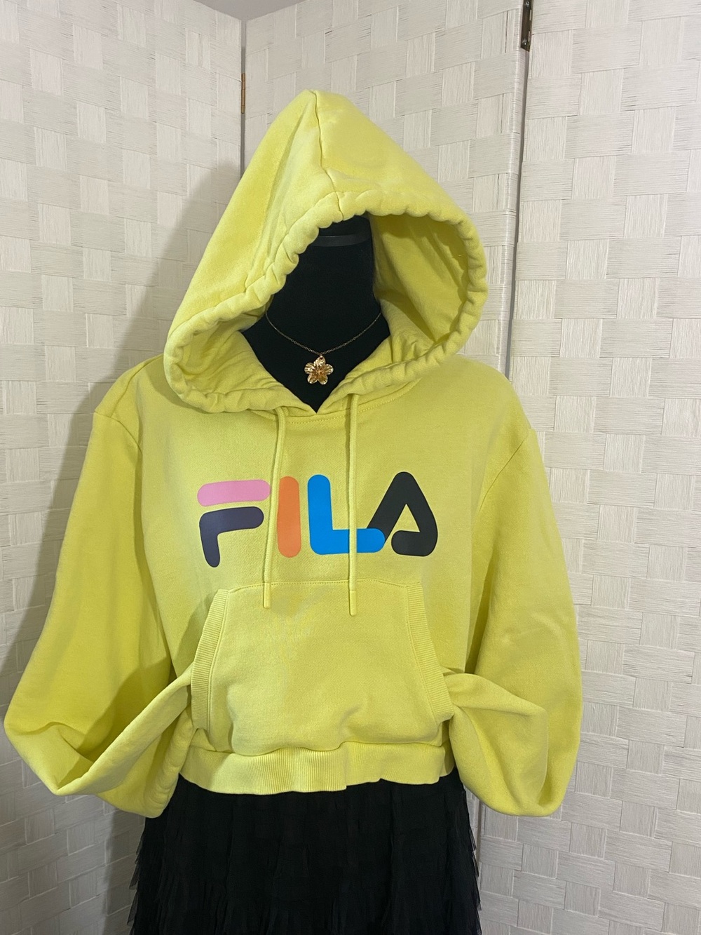 Fila cropped hoodie size XL